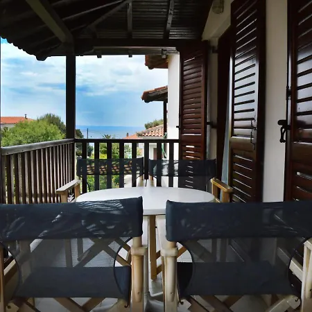 Lejlighedshotel Kassandrinou 3*